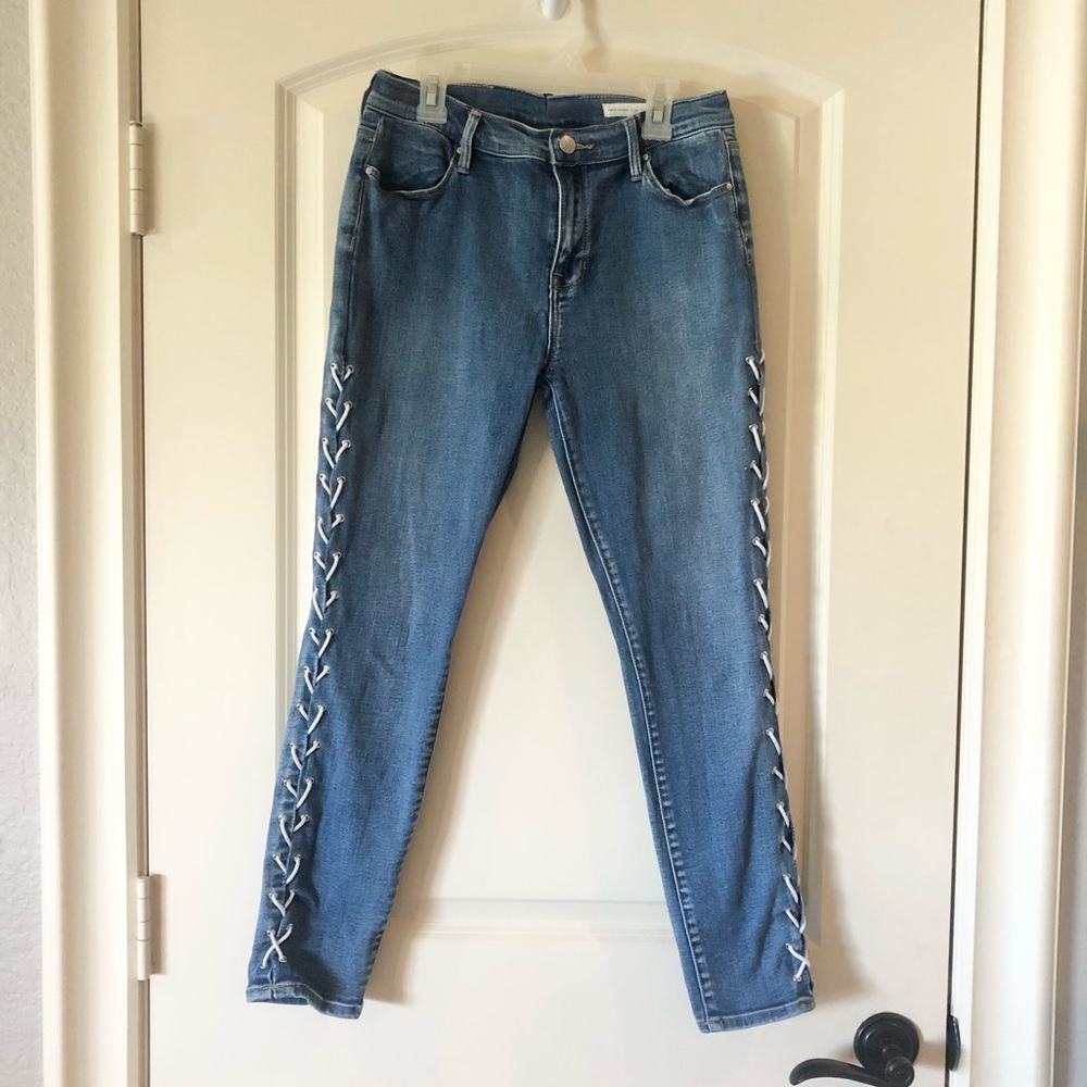 PacSun Lace Up Side Ankle Jegging Skinny Jeans peekaboo on sides